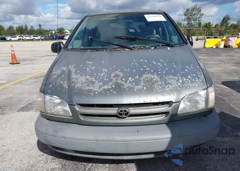 1998 Toyota Sienna Le from USA, damaged, VIN 4T3ZF13C2WU083596